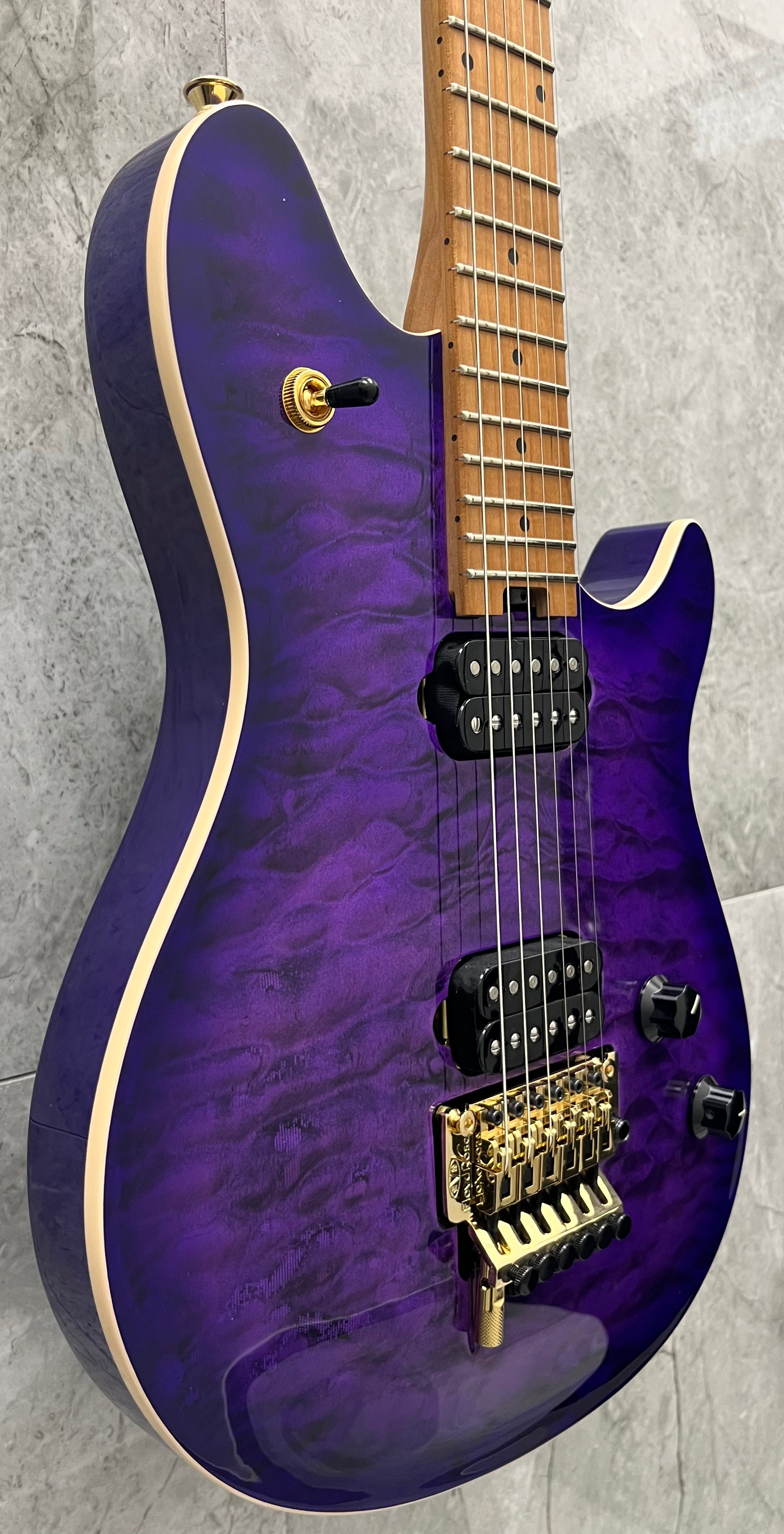 EVH Wolfgang Special QM Quilted Maple Top Baked Maple Fingerboard, Purple Burst 5107701593 SERIAL NUMBER WG241903M - 7.2 LBS