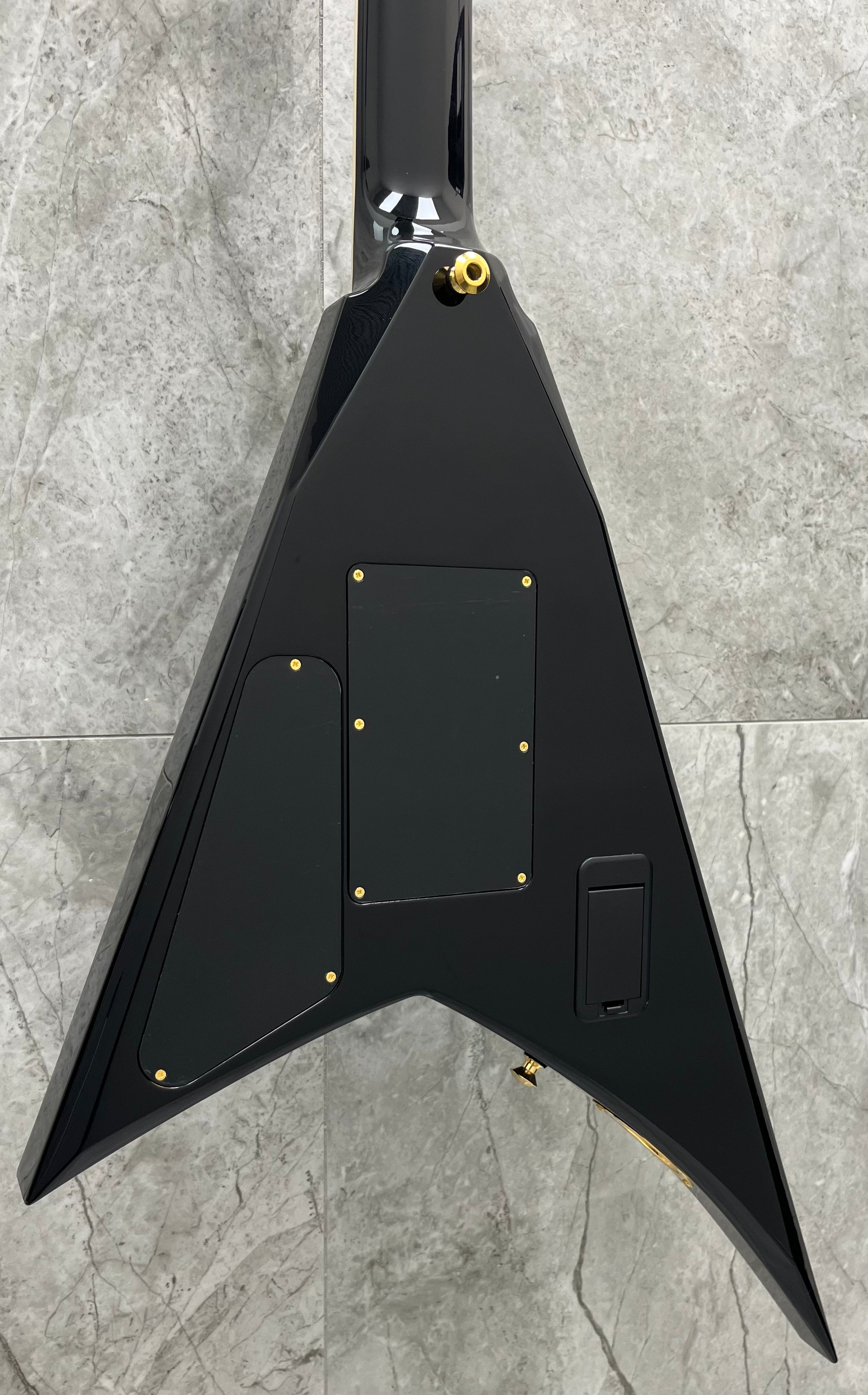 Jackson MADE IN JAPAN MJ Series Rhoads RR24MG, Ebony Fingerboard, Black with Yellow Pinstripes 2904001898 SERIAL NUMBER JFJ2303119 - 7.6 LBS