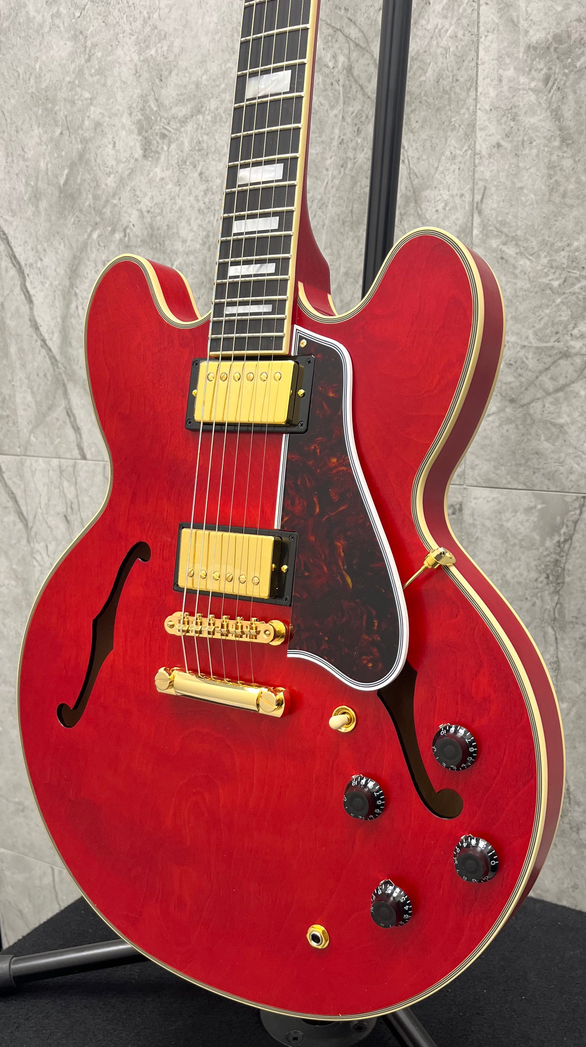 Epiphone ( GIBSON HEADSTOCK ) 1959 ES-355 w/Case - Cherry Red EC35559CHVGH SERIAL NUMBER 23111511659 - 8.2 LBS