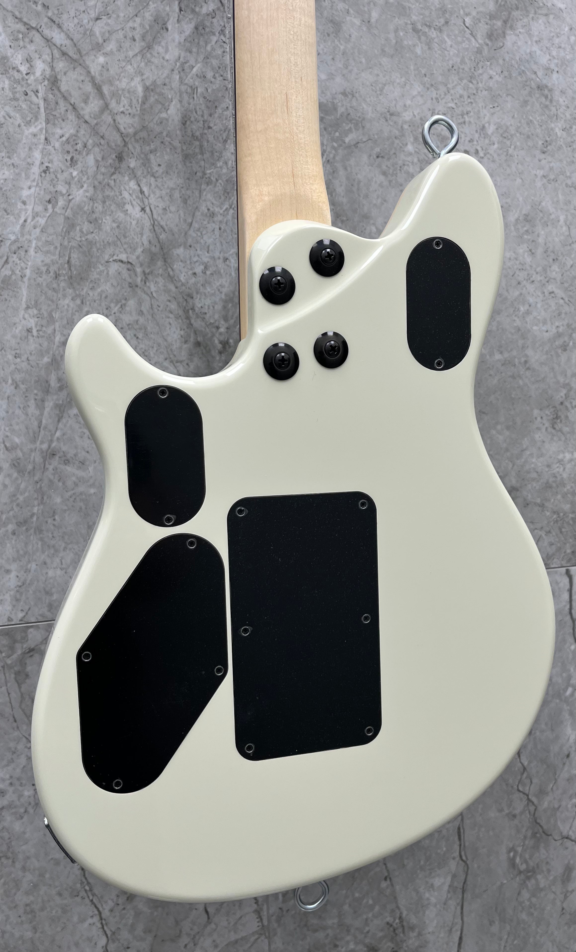 EVH Wolfgang MADE IN THE USA Edward Van Halen Signature Ebony Fingerboard Ivory 5107921849 SERIAL NUMBER WG17288A - 7.4 LBS