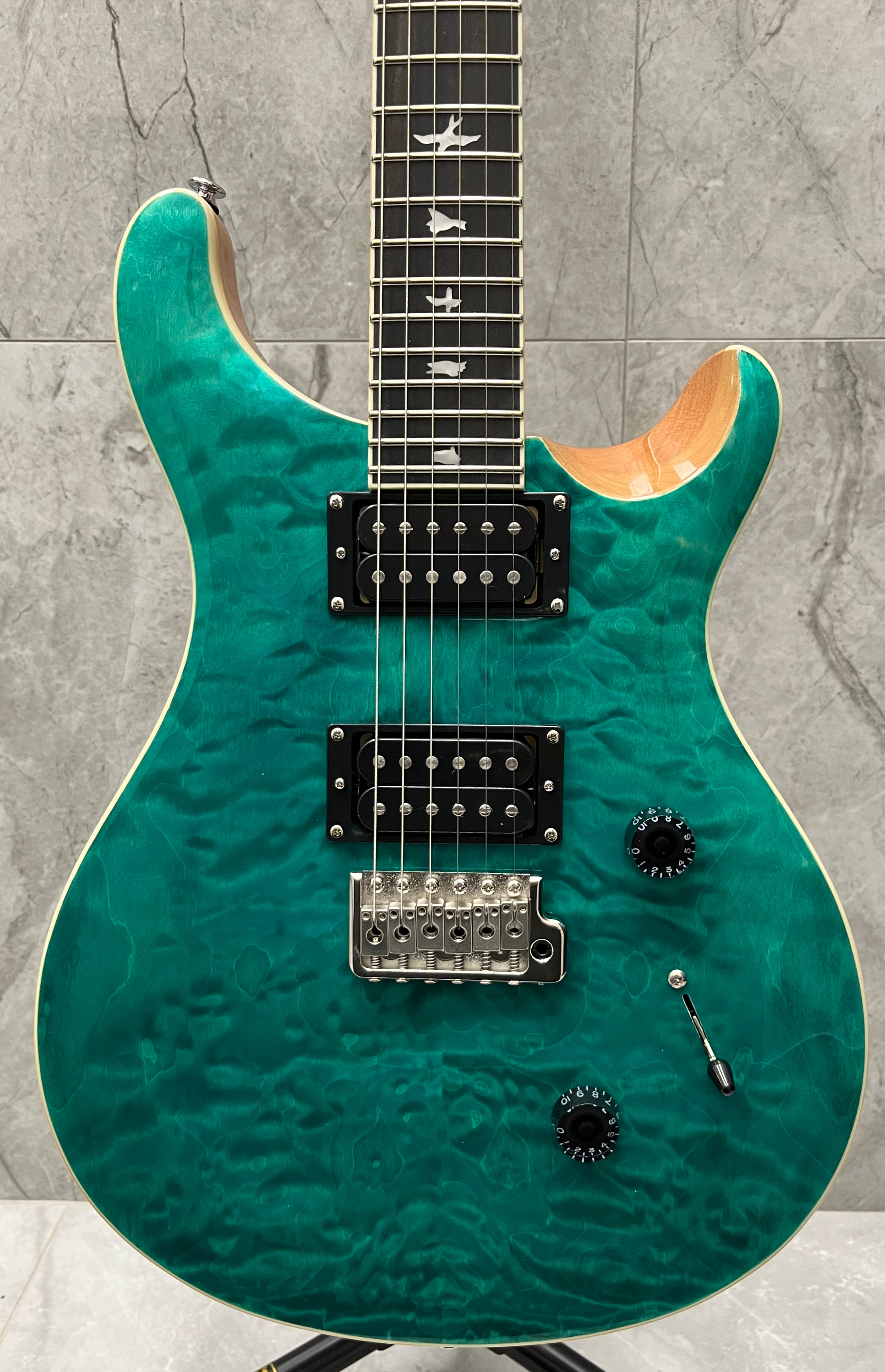 PRS Guitars SE Custom 24 - Quilt TU - Turquoise 107876::TU: SERIAL NUMBER CTIG018463 - 7.4 LBS