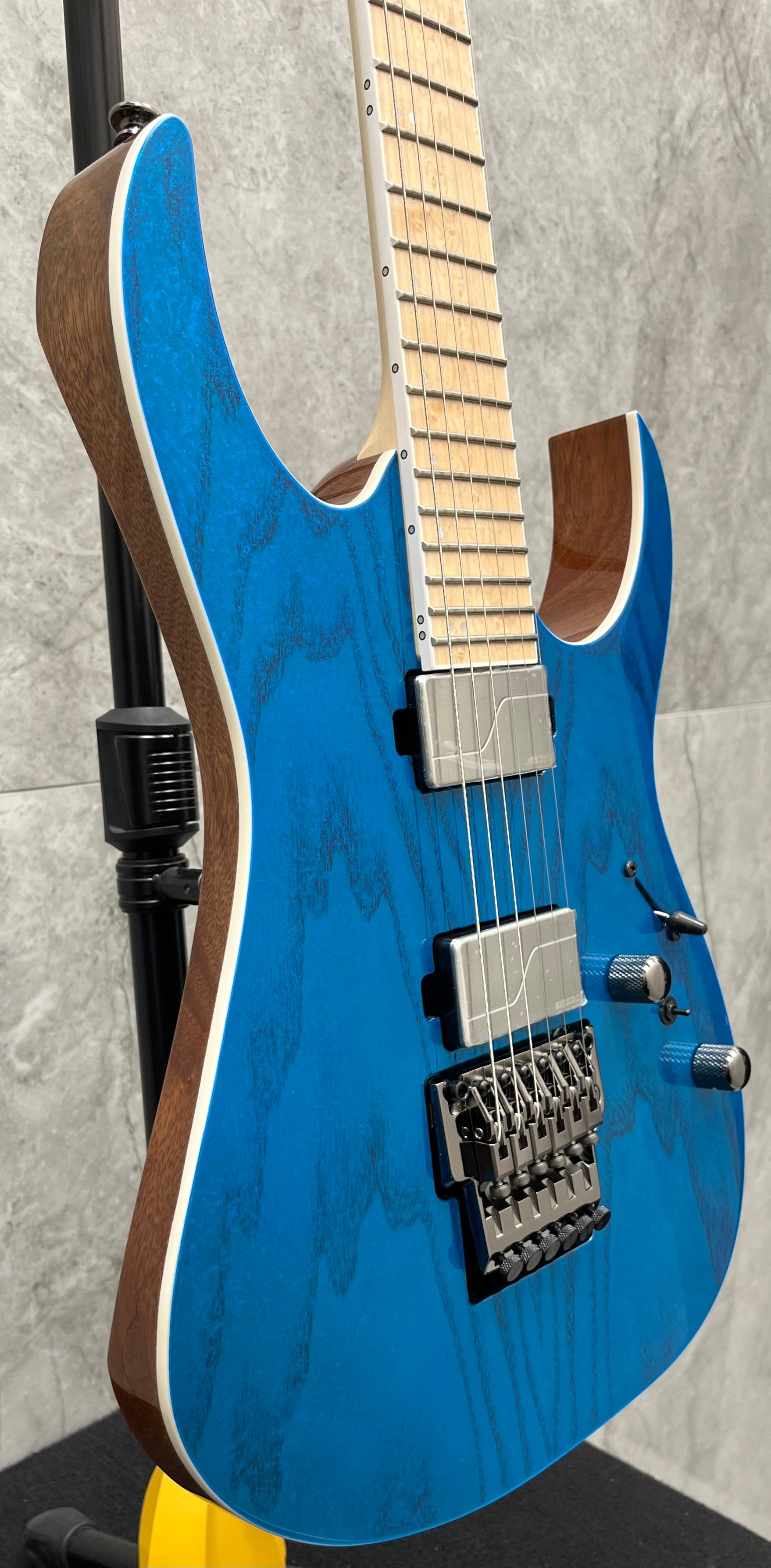 Ibanez MADE IN JAPAN RG5120M Prestige Series Electric Guitar - Frozen Ocean RG5120MFCN SERIAL NUMBER F2406338 - 8.0 LBS