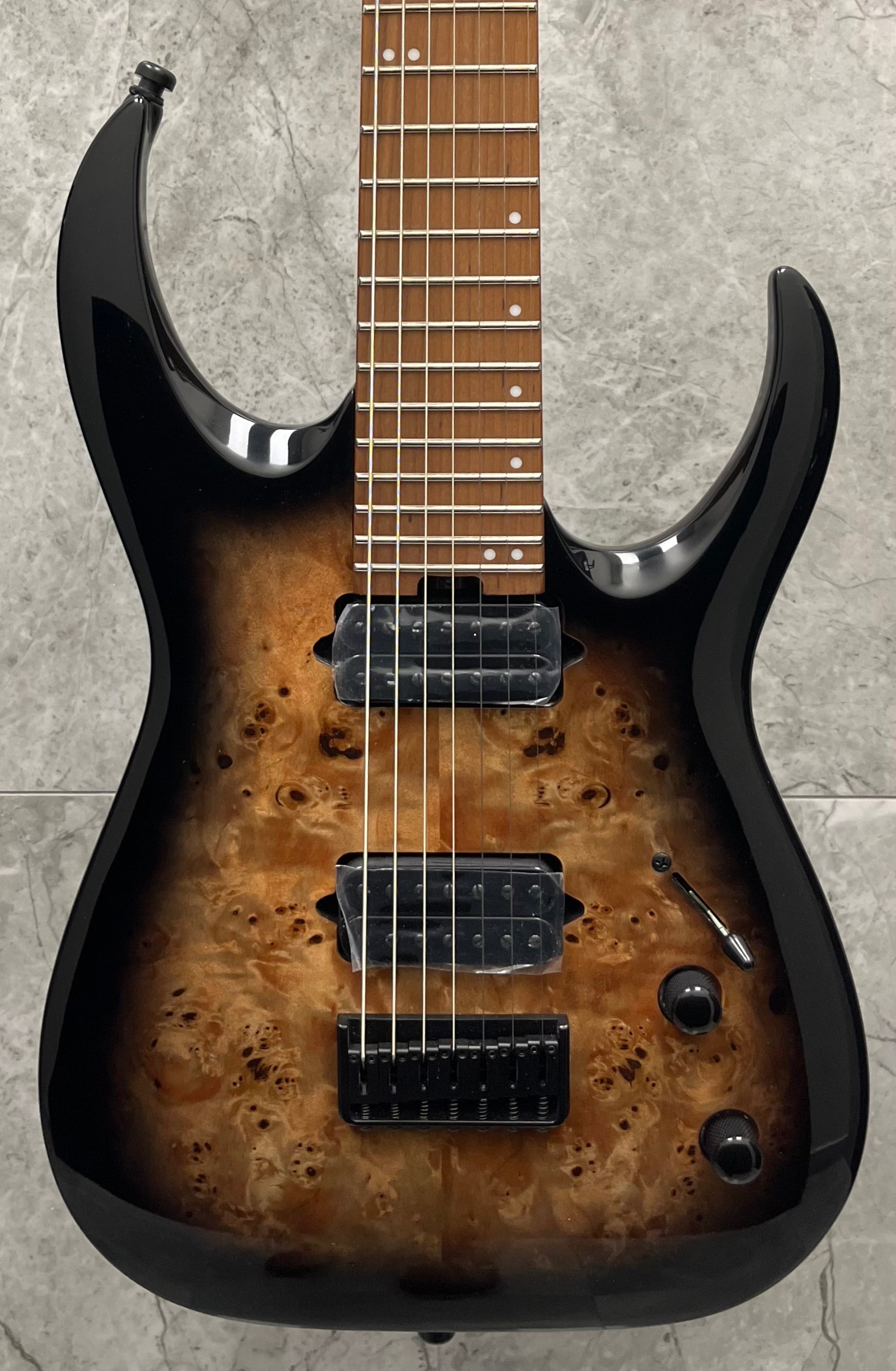 Jackson Pro Series Signature Misha Mansoor 7 STRING Juggernaut HT7P, Caramelized Maple Fingerboard, Black Burst Burl 2914007557 SERIAL NUMBER ICJ2416091 - 7.2 LBS