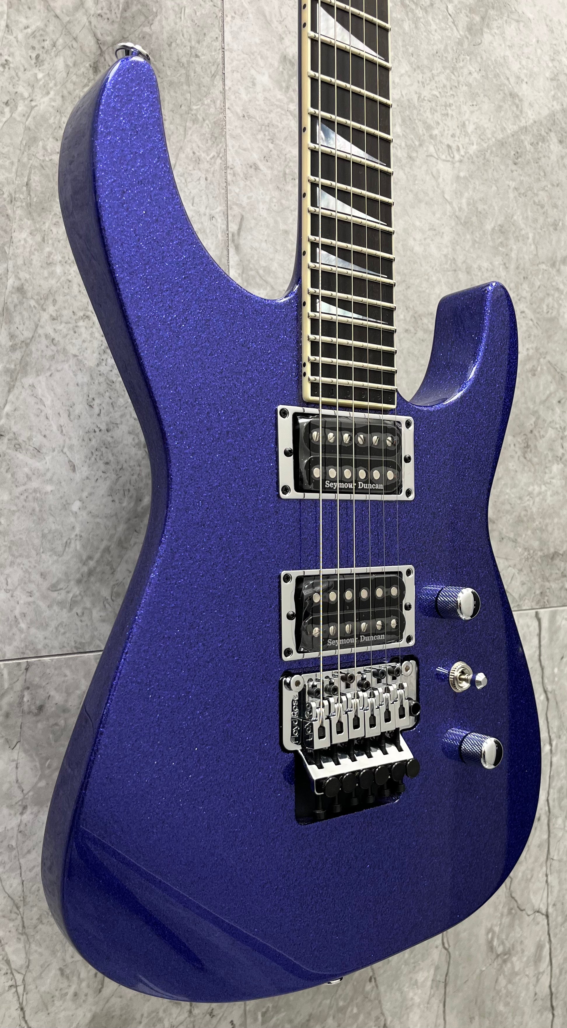 JACKSON USA CUSTOM SHOP Soloist SL2H Purple Sparkle 2811002519 SERIAL NUMBER J10985 - 7.8 LBS