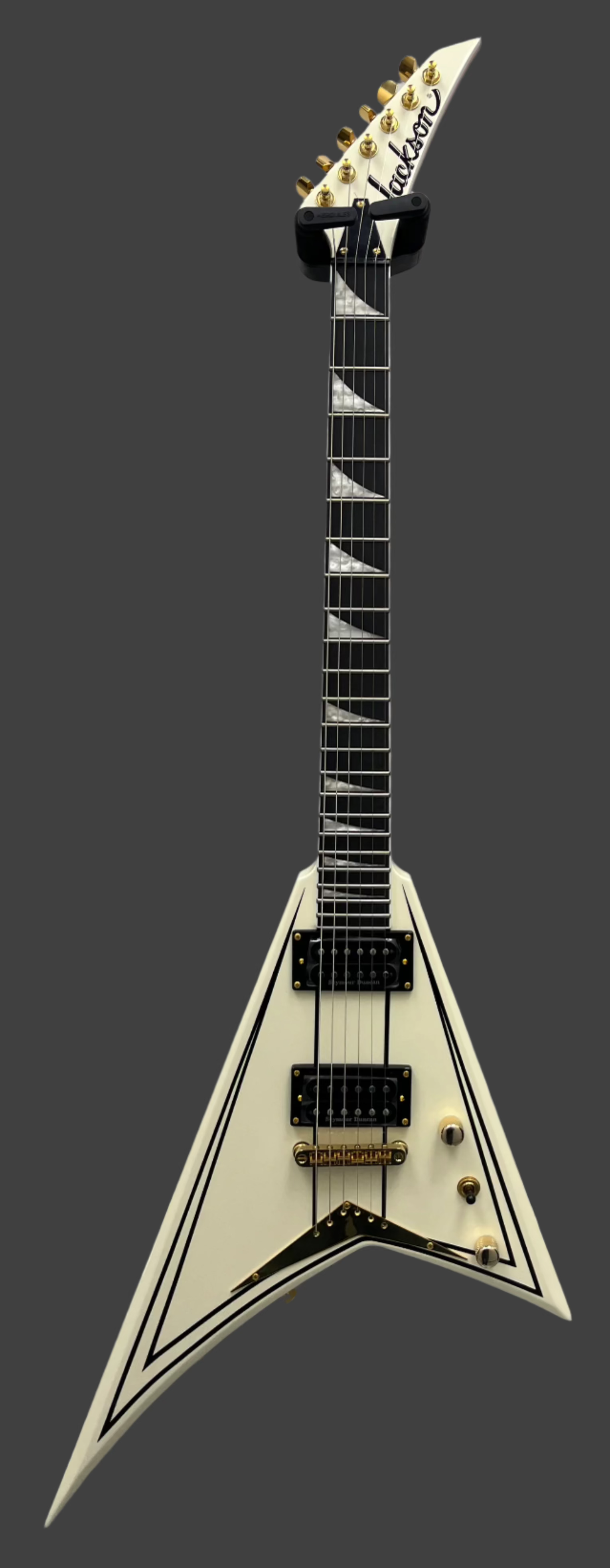 Jackson Pro Rhoads RRT-3, Ebony Fingerboard, Ivory with Black Pinstripes 2914311557 SERIAL NUMBER ISJ2402863 - 6.6 LBS