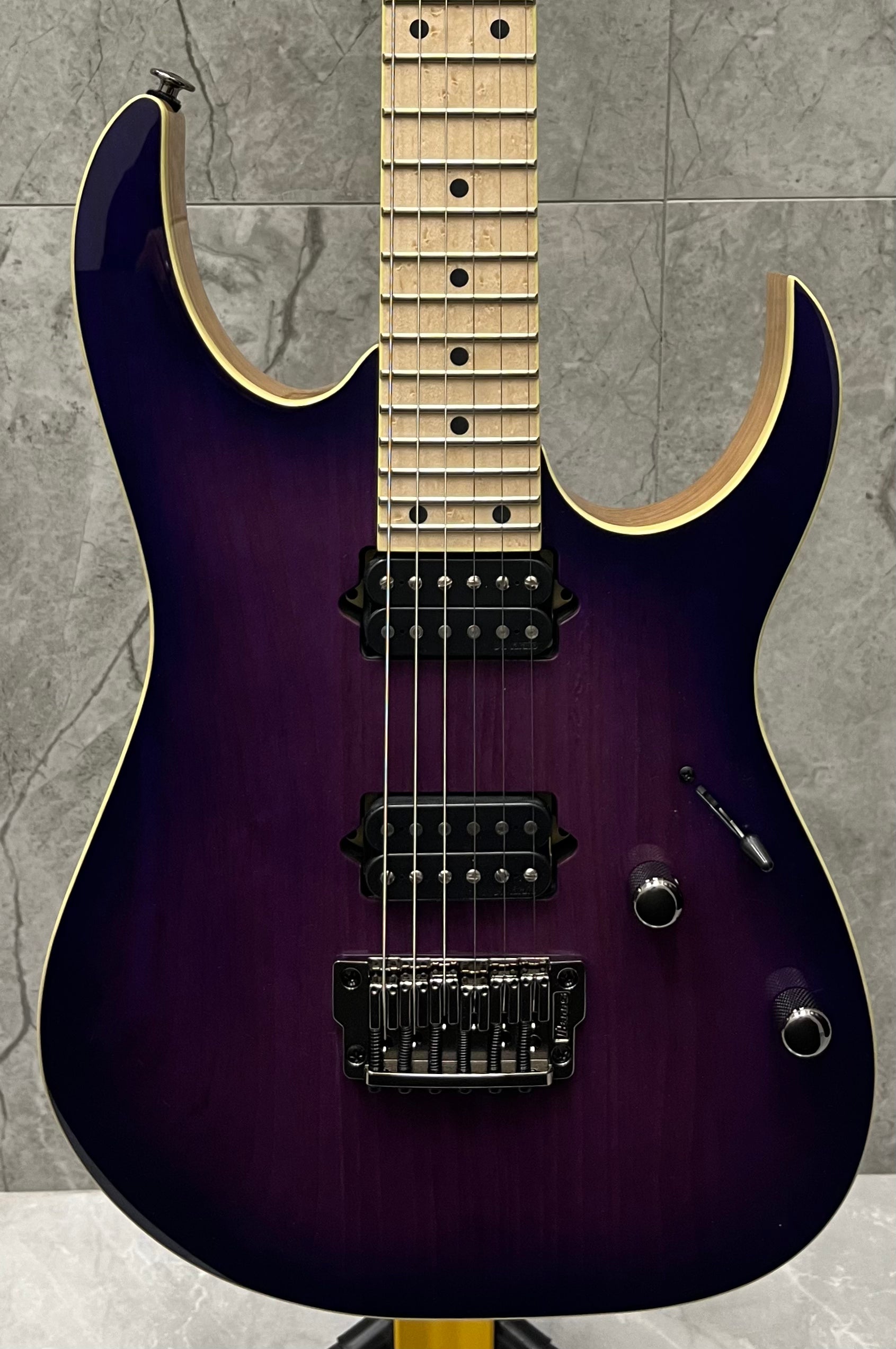 Ibanez RG Prestige Made in Japan 6 string Electric Guitar w/Case - Royal Plum Burst RG652AHMFXRPB SERIAL NUMBER F2409674 - 8.0 LBS