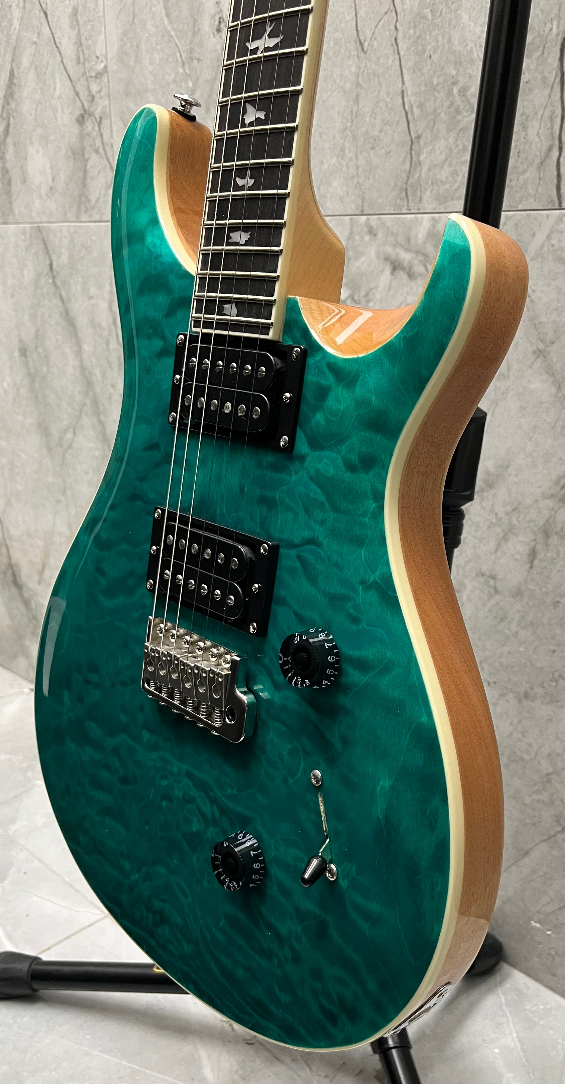 PRS Guitars SE Custom 24 - Quilt TU - Turquoise 107876::TU: SERIAL NUMBER CTIG018463 - 7.4 LBS