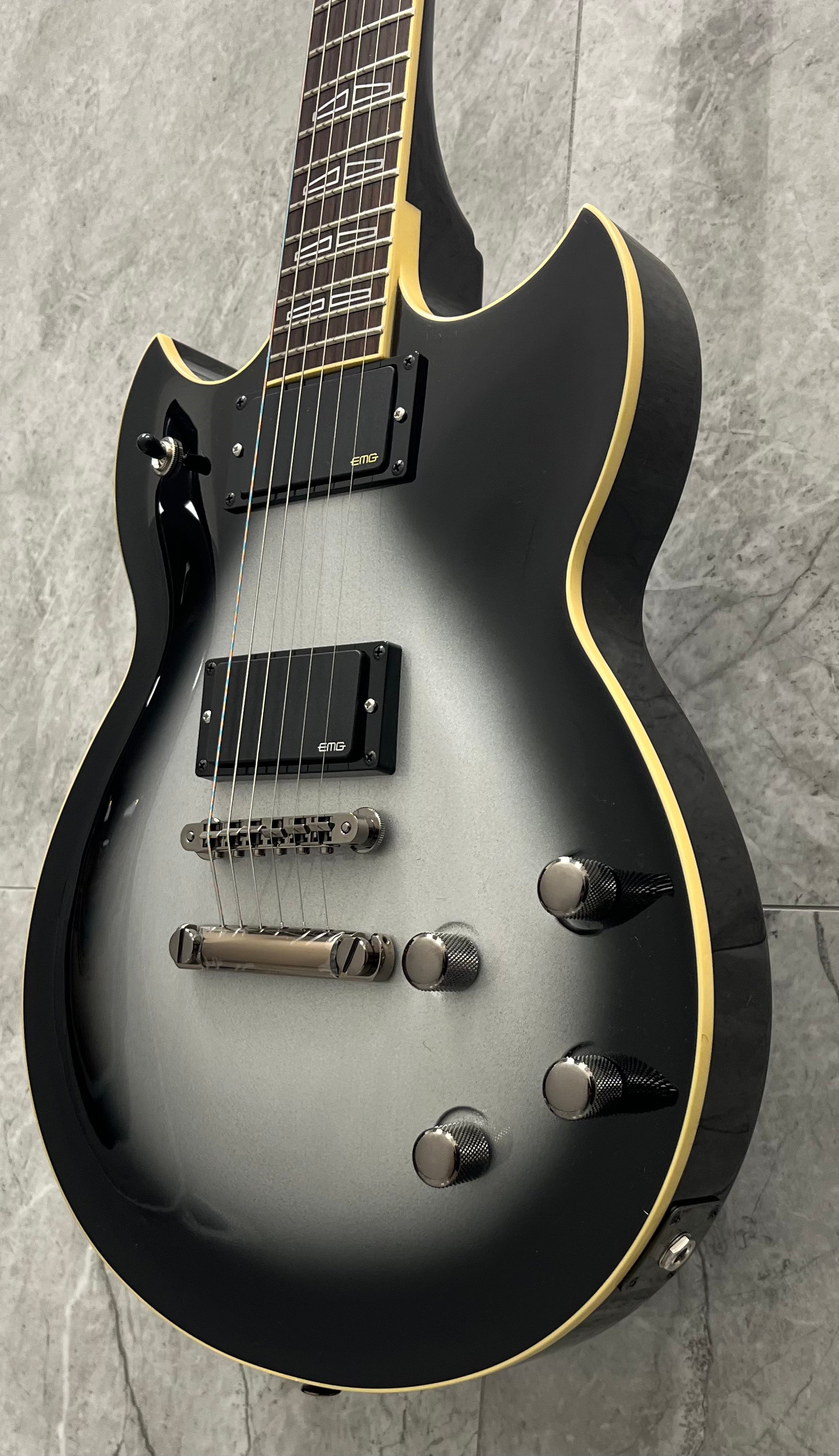 Yamaha SG1820A SBL MADE IN JAPAN Contoured Electric Guitar Silver Burst W/ HARD SHELL CASE SERIAL NUMBER II0106E - 9.2 LBS