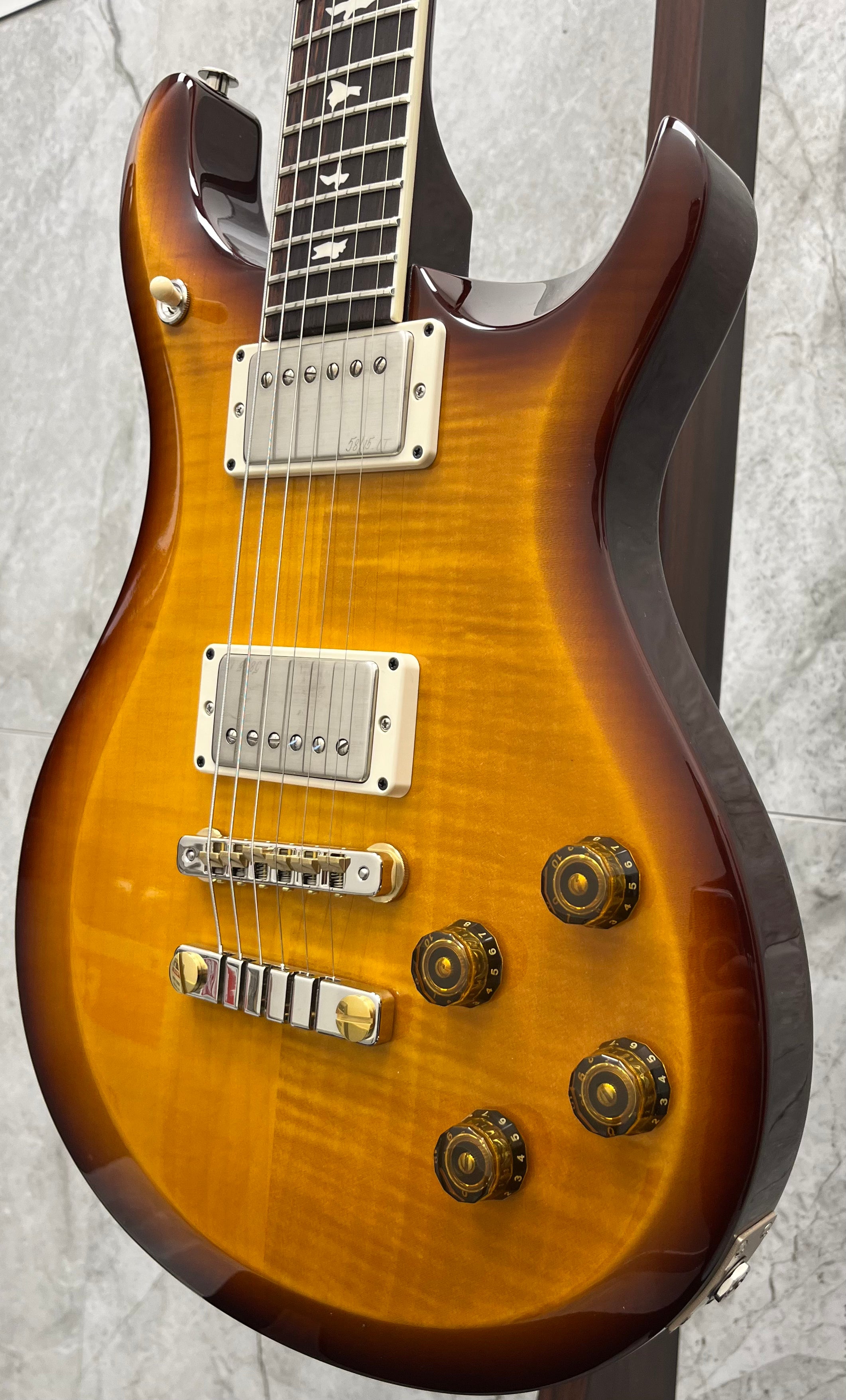 PRS Guitars USA S2 McCarty 594 HG - Honey Gold Burst 112820::HG: SERIAL NUMBER 24 S22074181 - 8.2 LBS USED SPECIAL