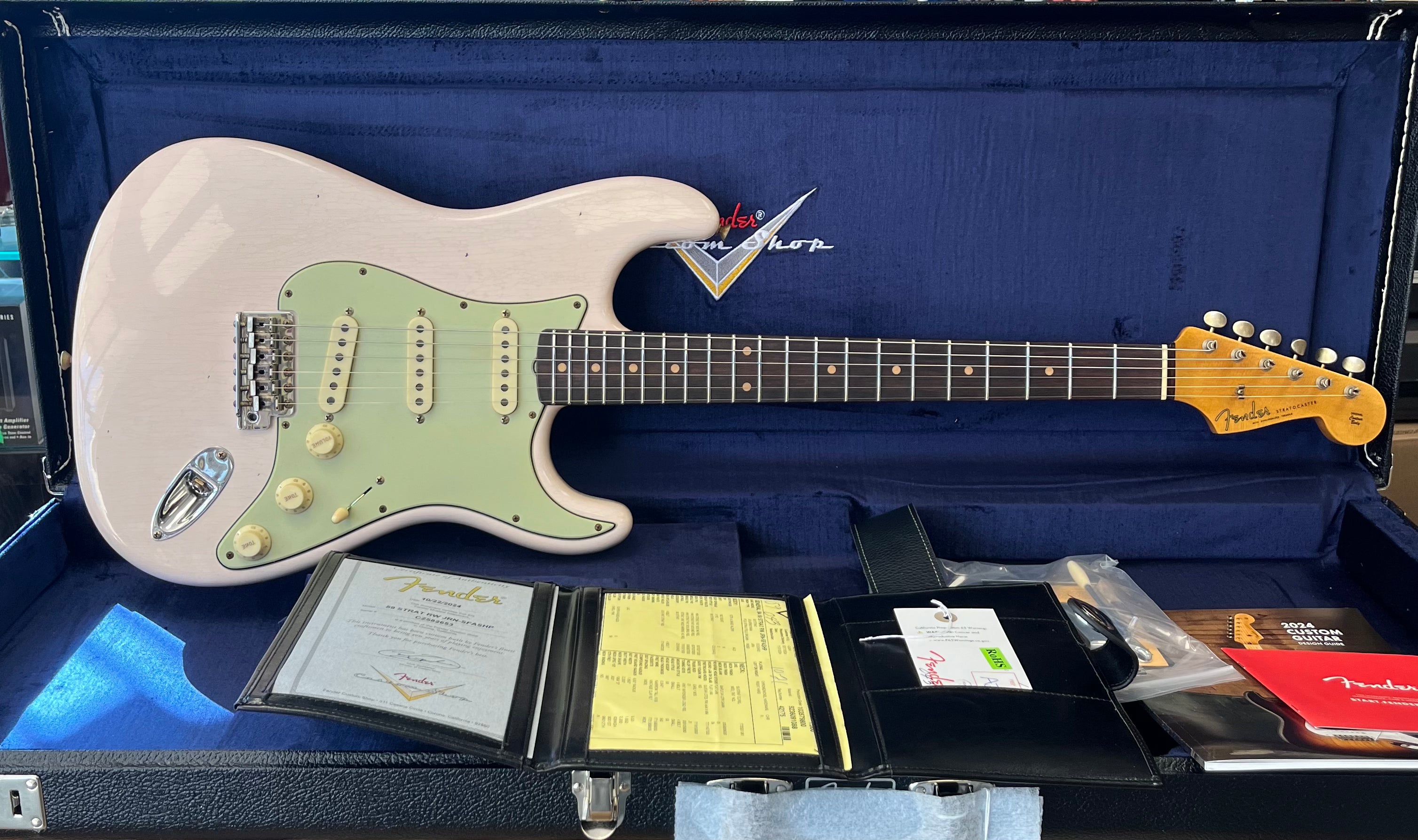 Fender Custom Shop 1959 Stratocaster Journeyman Relic 3A Rosewood Fingerboard, Super Faded Aged Shell Pink 9236091088