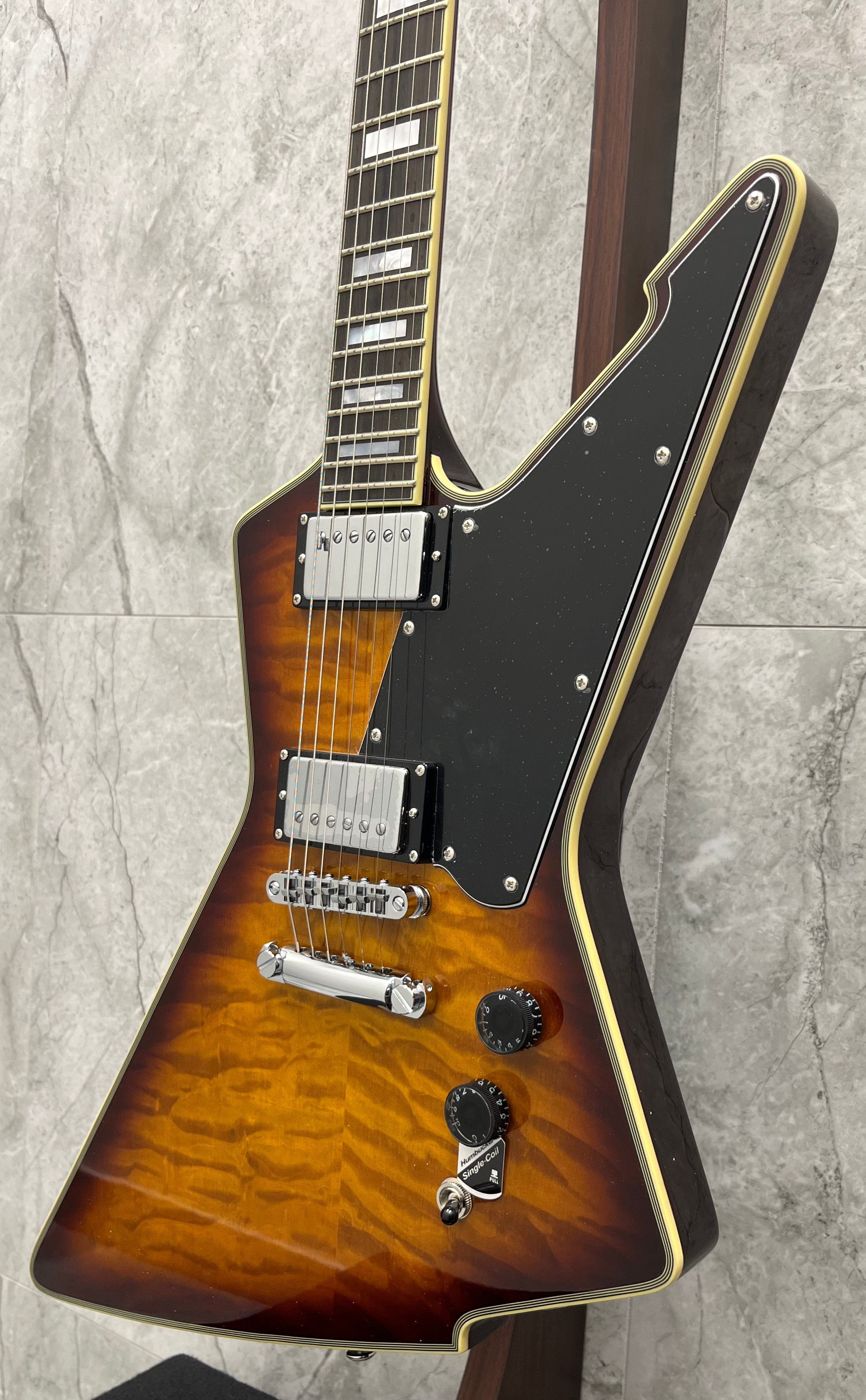 Schecter E-1-CUSTOM-VSB Tobacco Sunburst E1 CUSTOM 3105-SHC SERIAL NUMBER W24051512 - 8.2 LBS