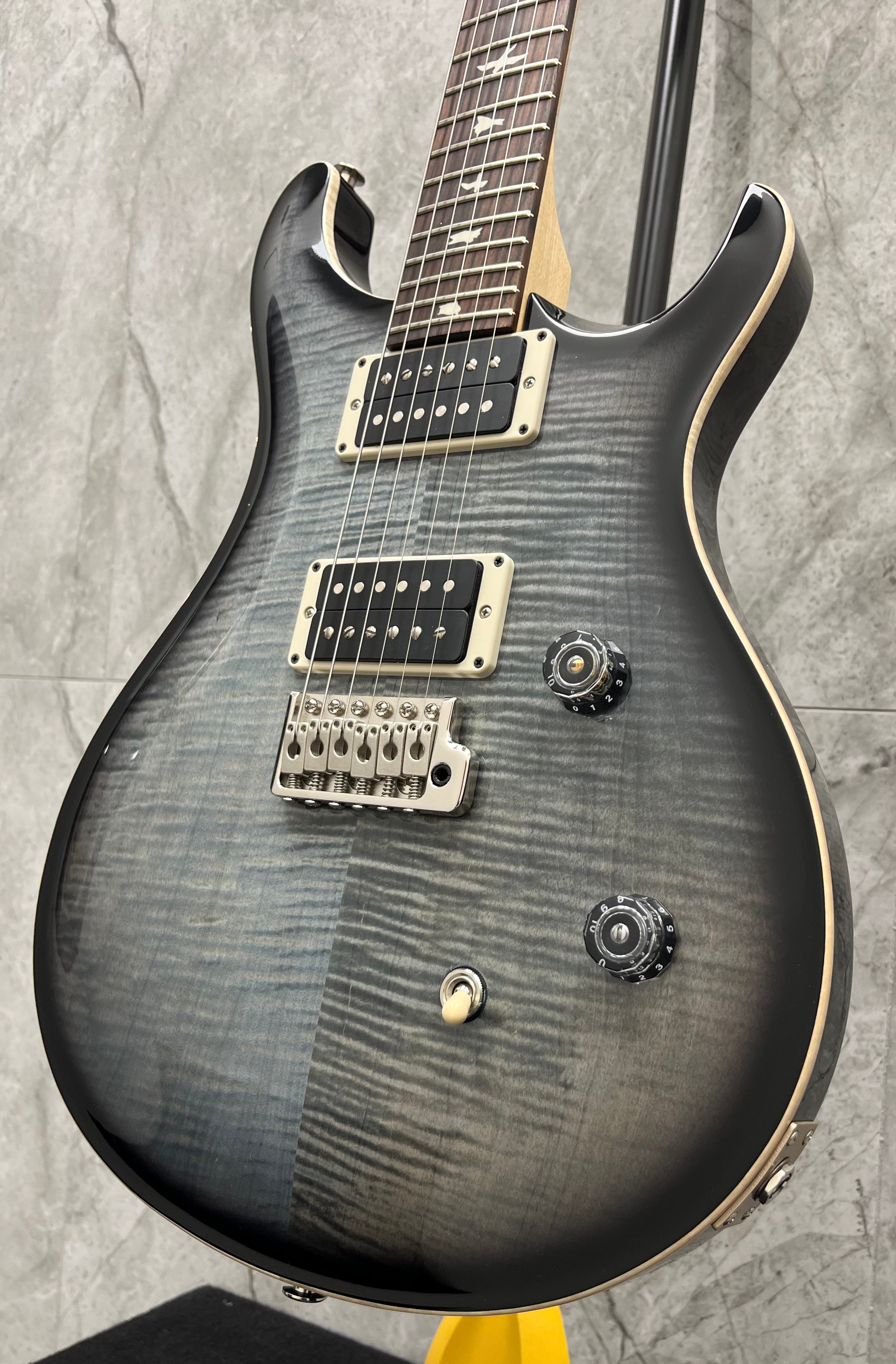 PRS Guitars USA CE24 F3 - Faded Blue Smokeburst 112784::F3: SERIAL NUMBER 24 0390188 - 7.6 LBS