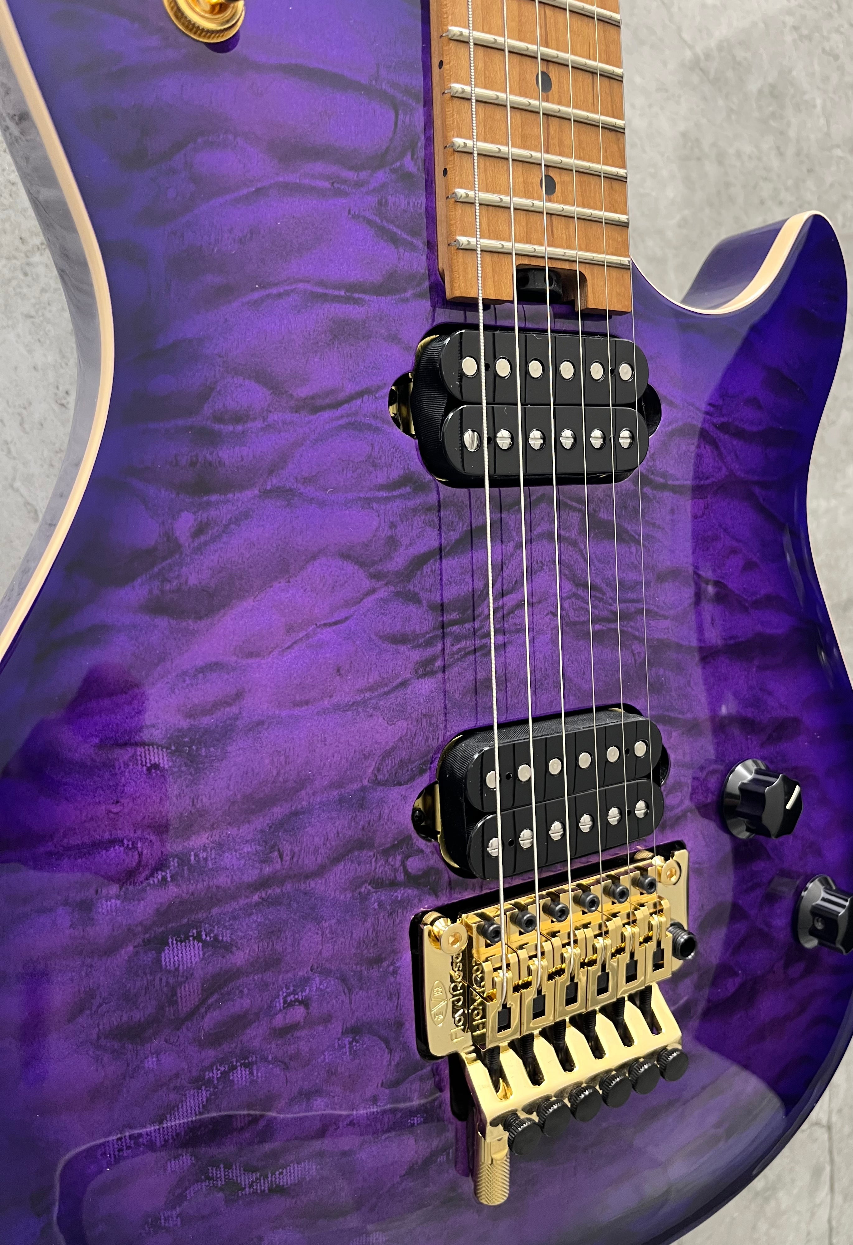 EVH Wolfgang Special QM Quilted Maple Top Baked Maple Fingerboard, Purple Burst 5107701593 SERIAL NUMBER WG241903M - 7.2 LBS