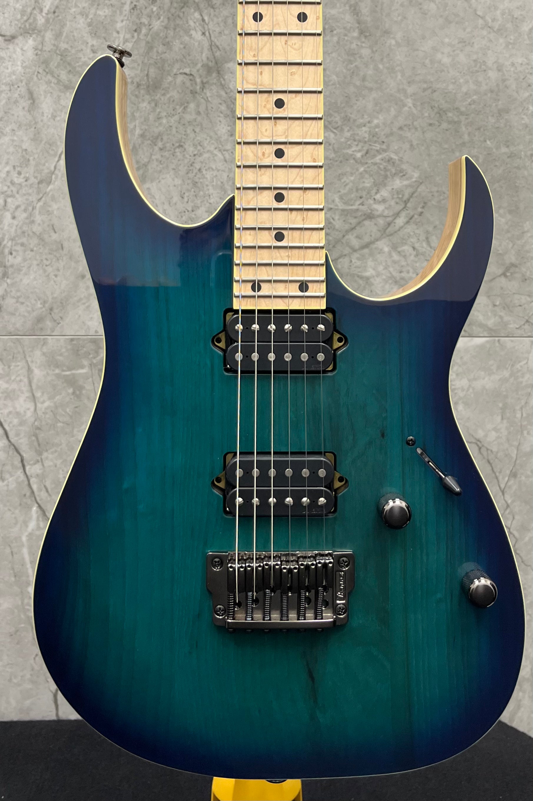 Ibanez MADE IN JAPAN RG652 AHMFX-NGB RG Prestige Fixed Bridge Nebula Green Burst RG652AHMFXNGB