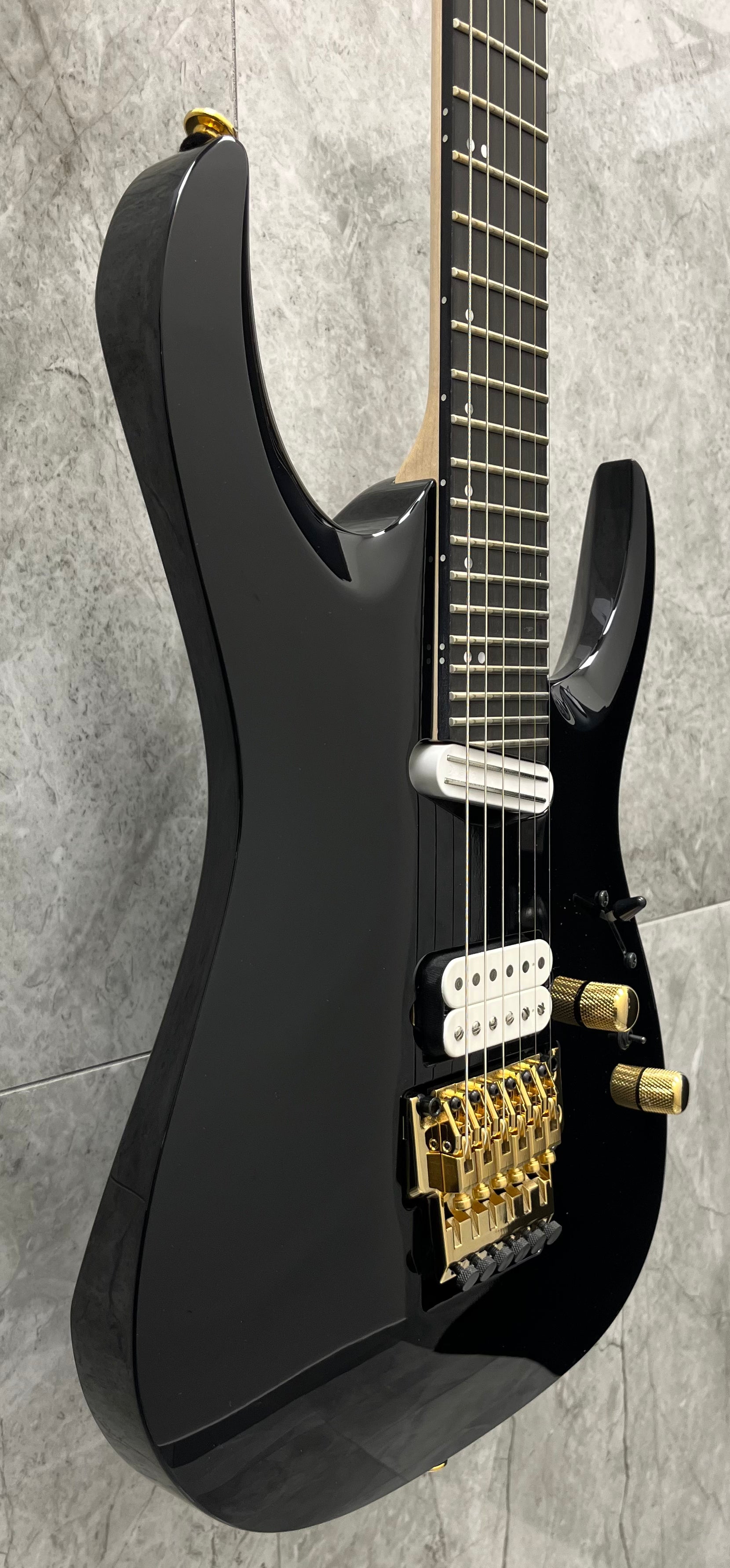 Ibanez RGA622XH Prestige MADE IN JAPAN Electric Guitar with Case - Black RGA622XHBK SERIAL NUMBER F2407065 - 7.6 LBS