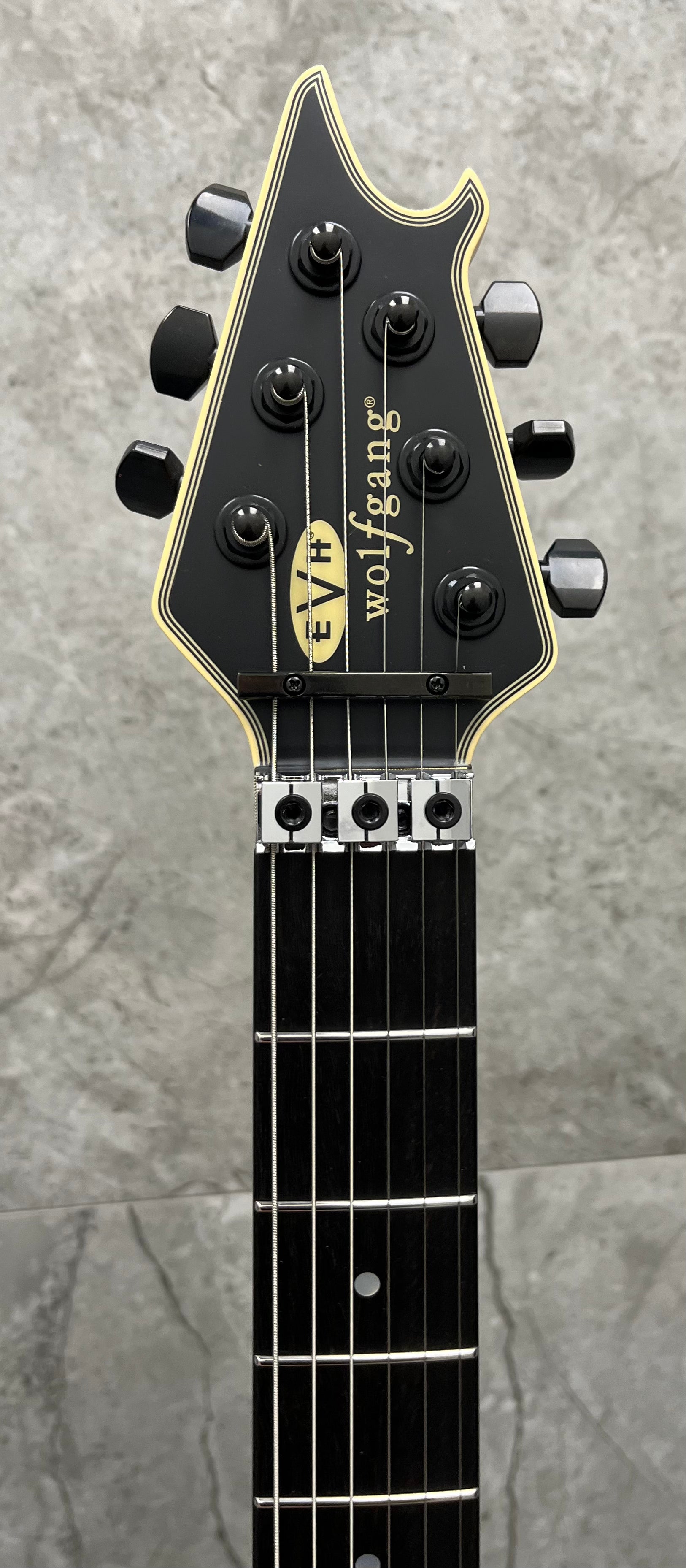 EVH MADE IN JAPAN MIJ Series EVH Signature Wolfgang Ebony Fingerboard Stealth MODEL 5108000868 SERIAL NUMBER JFE2400312 - 8.4 LBS