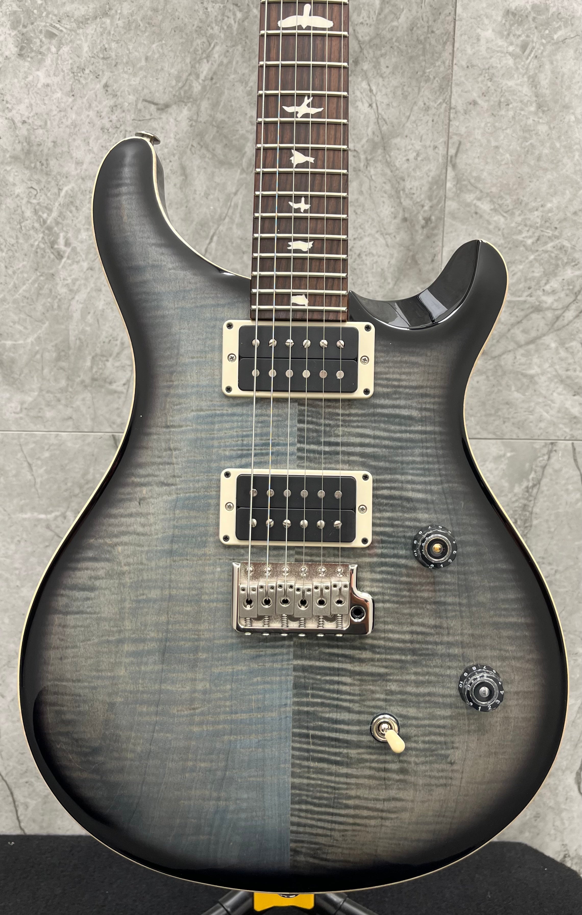 PRS Guitars USA CE24 F3 - Faded Blue Smokeburst 112784::F3: SERIAL NUMBER 24 0390188 - 7.6 LBS