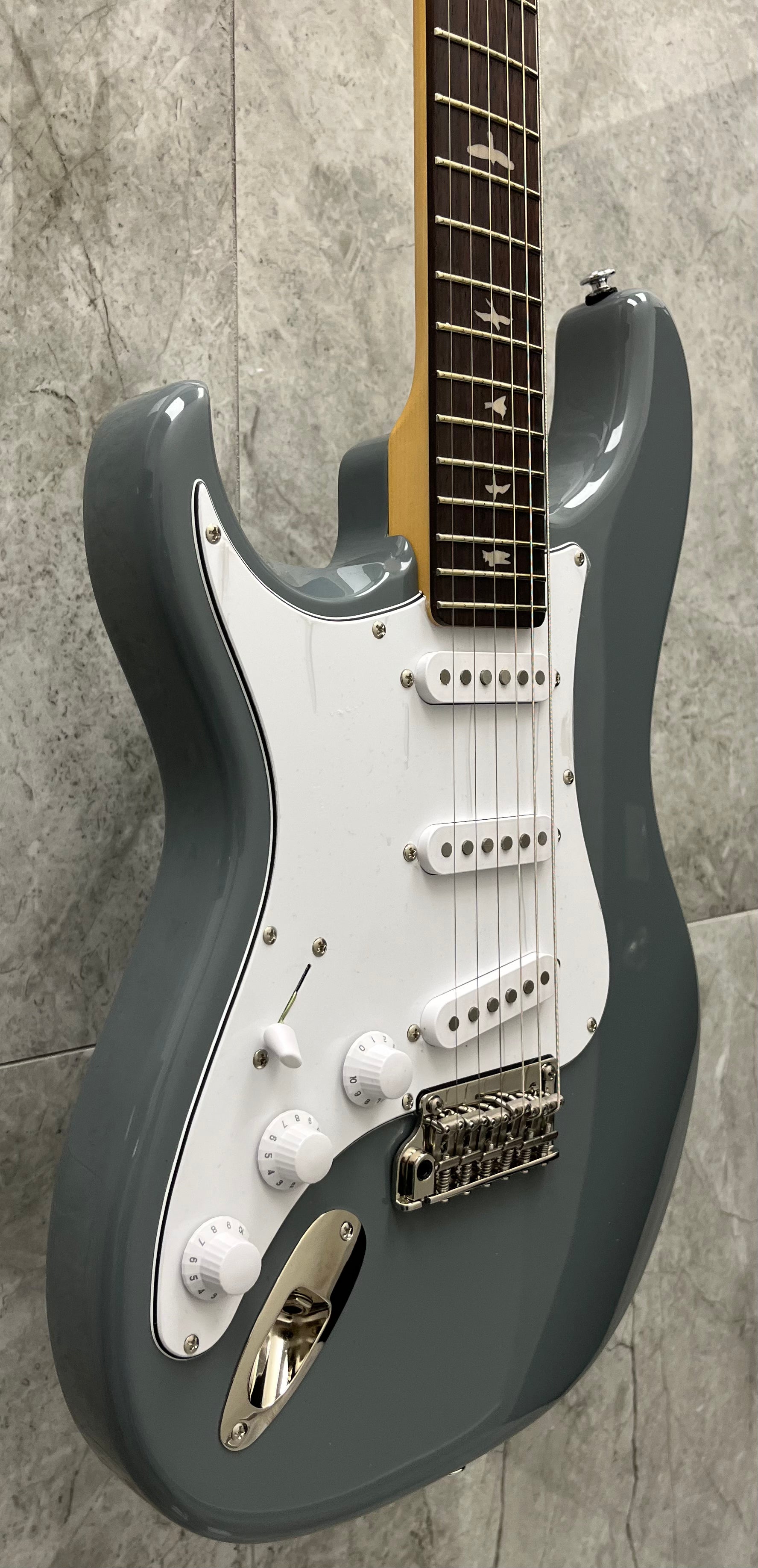 PRS Guitars LEFT HANDED John Mayer Silver Sky SE Electric Guitar with Gigbag - Storm Gray 114259::8J: SERIAL NUMBER CTIG050670 - 7.4 LBS