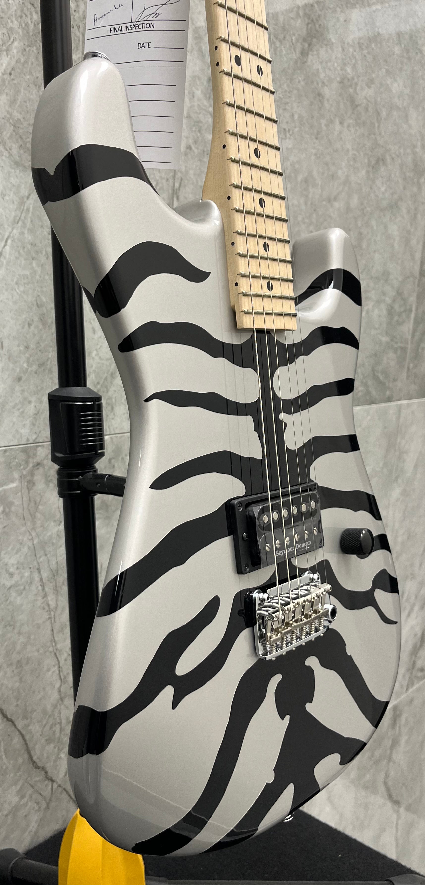 Charvel LIMITED EDITION SAN DIMAS Super Stock SD1 H 2PT M Silver Bengal 2965012321 SERIAL NUMBER MC242725 - 7.4 LBS