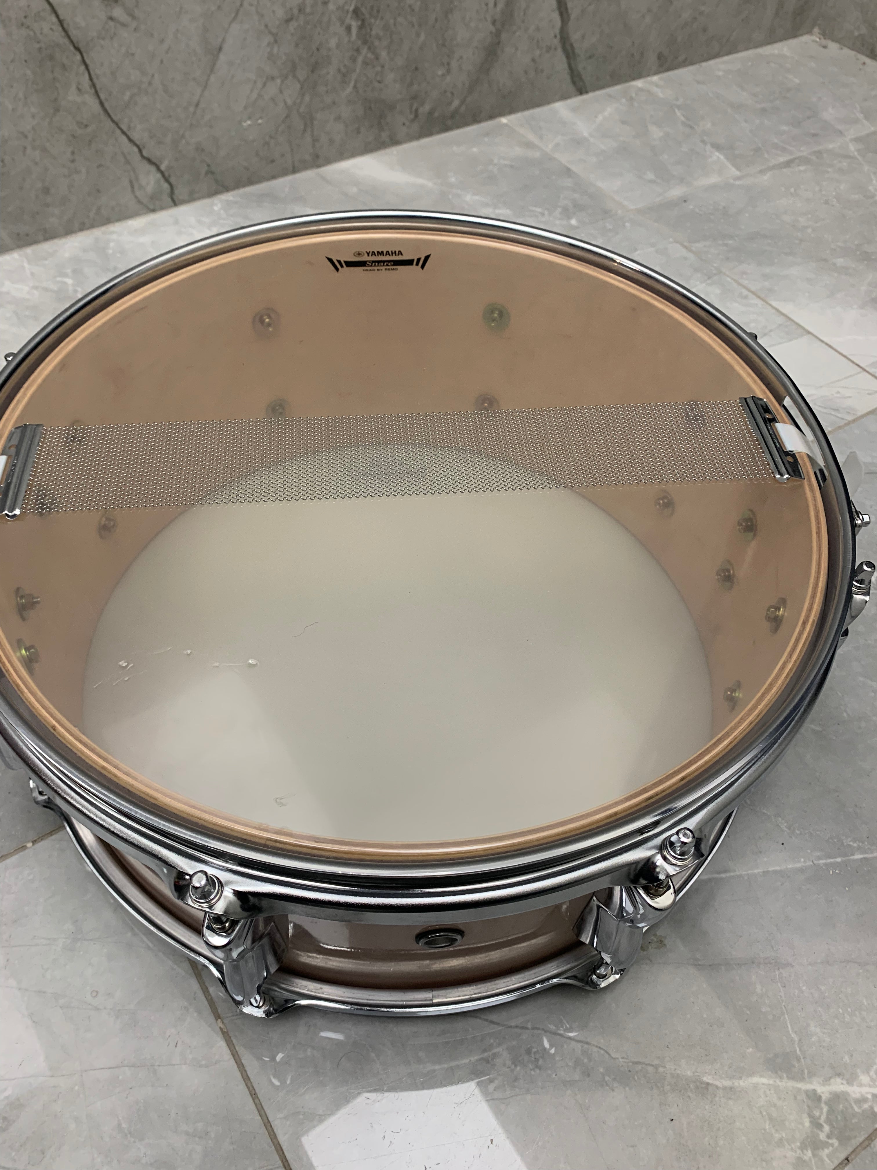 YAMAHA TOUR CUSTOM SNARE FLOOR MODEL SOME USE IN STORE...OLD STOCK