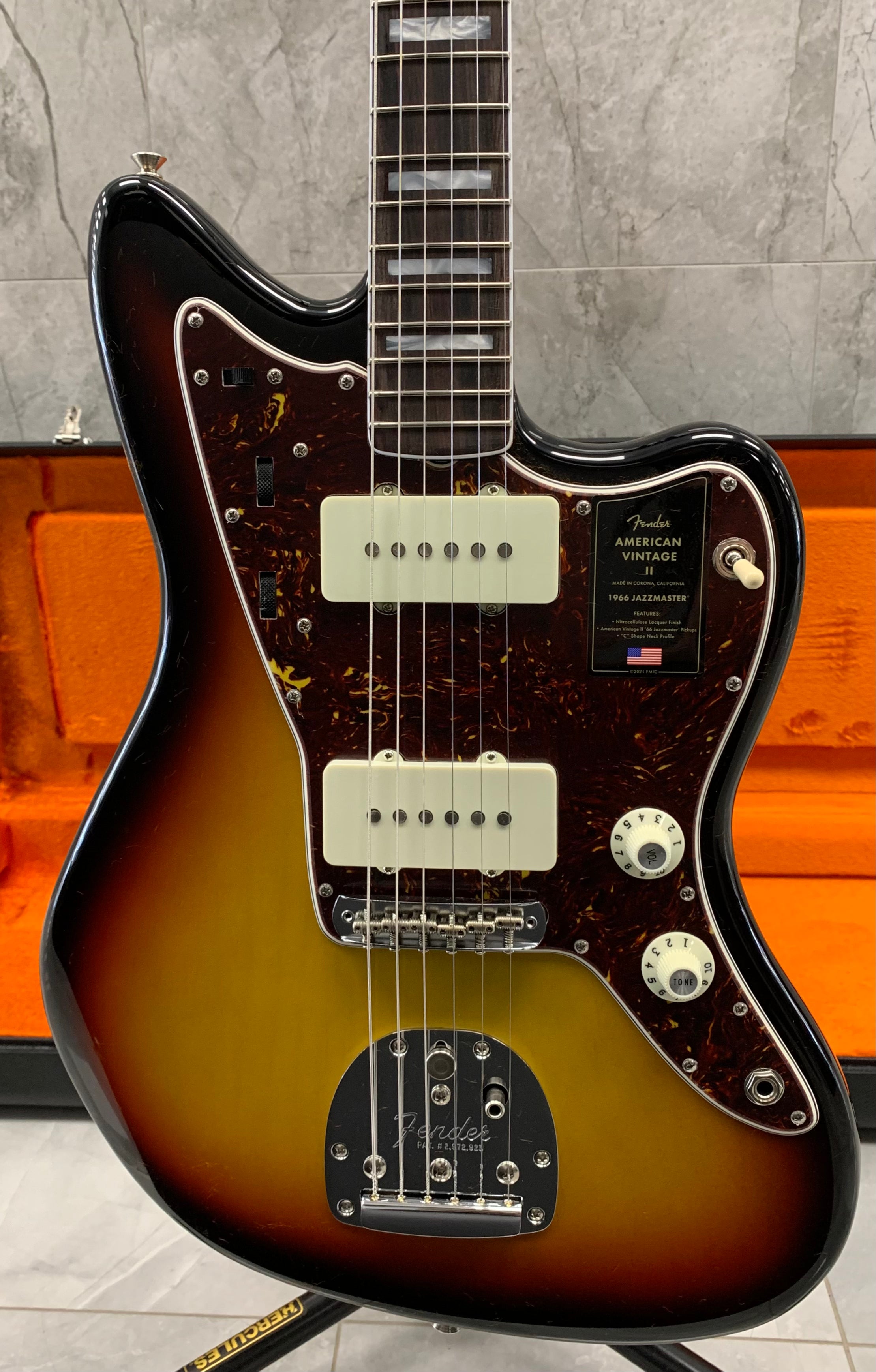 Fender American Vintage II 1966 Jazzmaster Rosewood Fingerboard, 3-Color  Sunburst 0110340800 SERIAL NUMBER V2210535 - 8.0 LBS