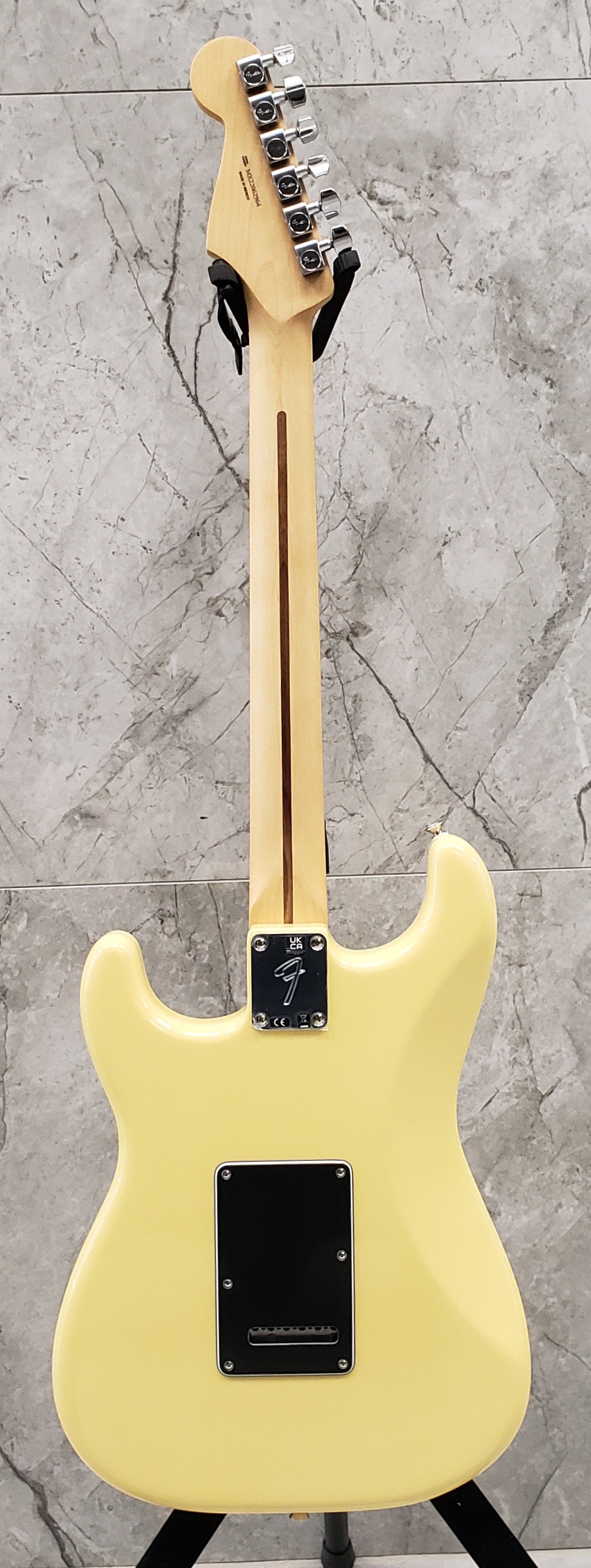 Fender Player Stratocaster HSH Buttercream 0144533534 SERIAL NUMBER MX22062964 - 8.0 LBS