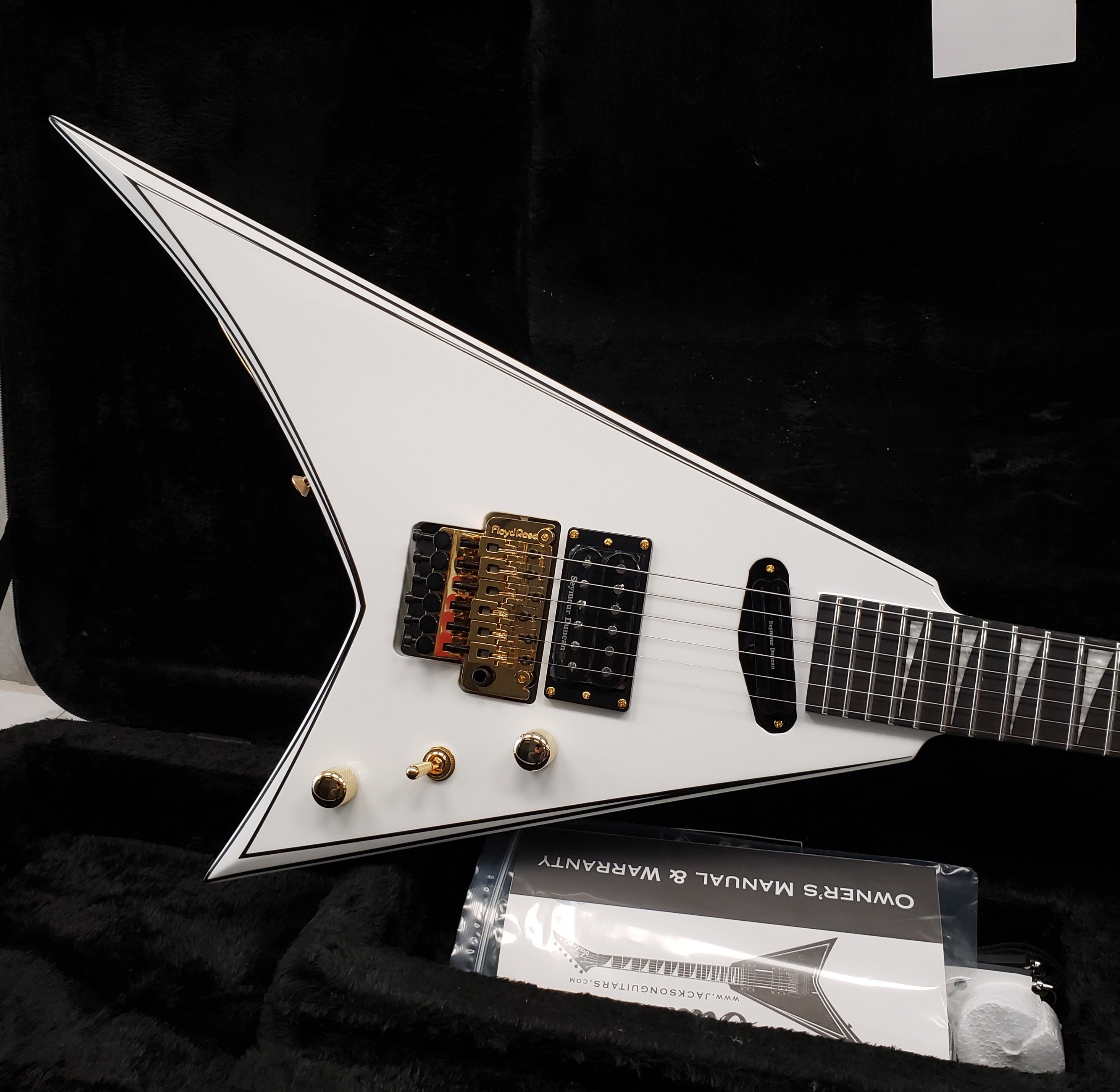 JACKSON Concept Series Rhoads RR24 HS Ebony Fingerboard White with Black Pinstripes 2916677576